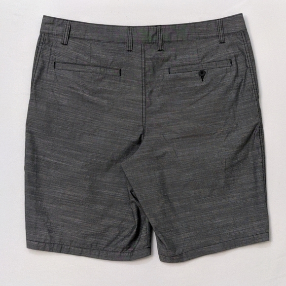 Mossimo Men's Shorts - Picture 2 of 4